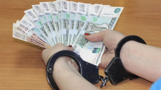 В Воронеж на сбыте фальшивых денег попался 18-летний парень 