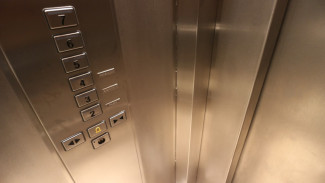 В Воронеже мужчина предложил секс 11-летней девочке в лифте