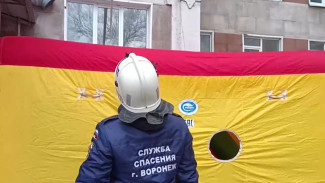 Появились кадры пожарных учений на здании БСМП в Воронеже