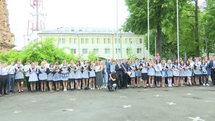 Последний звонок прозвенит для 10 тыс. выпускников в Воронежской области