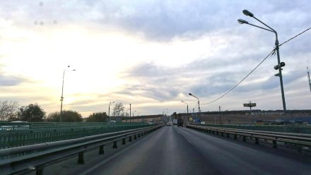 На выезде из Воронежа по Курской трассе полностью открыли мост через Дон