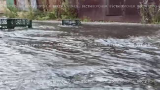 Коммунальное ЧП в центре Воронежа начали устранять на следующие сутки после аварии