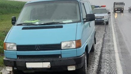 В Воронежской области спасли водителя микроавтобуса, у которого за рулём случился инсульт