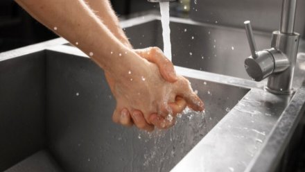 Жителям Левобережного района Воронежа вернули воду после коммунальной аварии