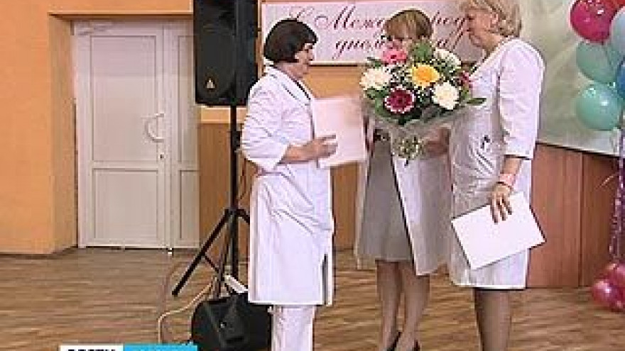В БСМП чествовали тех, кто посвятил свою судьбу спасению чужих жизней