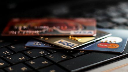 Пытавшийся защититься от мошенников воронежец лишился денег