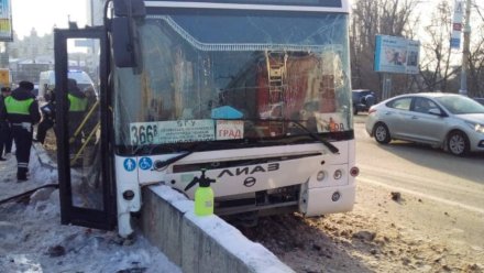 В Воронеже водитель маршрутки ответит в суде за жёсткое ДТП с 12 пострадавшими