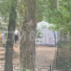 Толпа дебоширов обустроила «дачу» с палаткой и мангалом на детской площадке в Воронеже