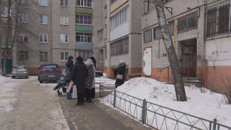 Возле дома на Лизюкова в Воронеже впервые за 20 лет появилось освещение