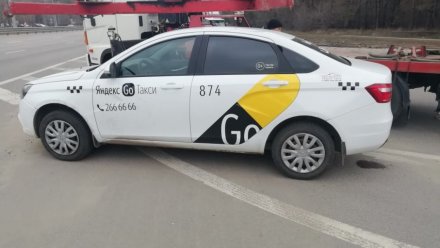 В Воронеже у компании «Яндекс. Такси» арестовали машину за 45 неоплаченных штрафов
