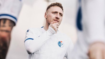 Защитник воронежского «Факела» завершил карьеру и стал тренером команды