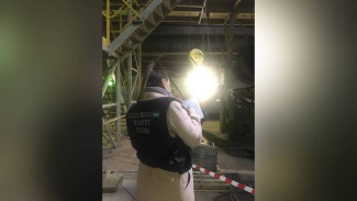 На воронежском керамическом заводе насмерть придавило 37-летнего рабочего