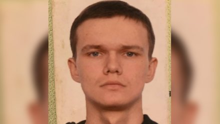 Бросил машину, оставил записку. В Воронеже загадочно исчез 22-летний парень