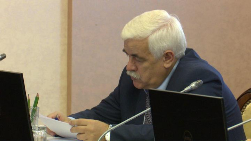 Прославившийся «золотым парашютом» воронежский чиновник начал борьбу с коррупцией