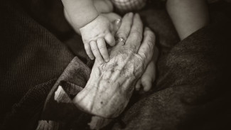 Полиция установила личность бабушки брошенного в Воронеже 4-летнего мальчика