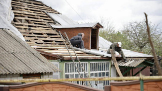 Белгородский губернатор показал фото разрушенных после обстрела со стороны Украины домов