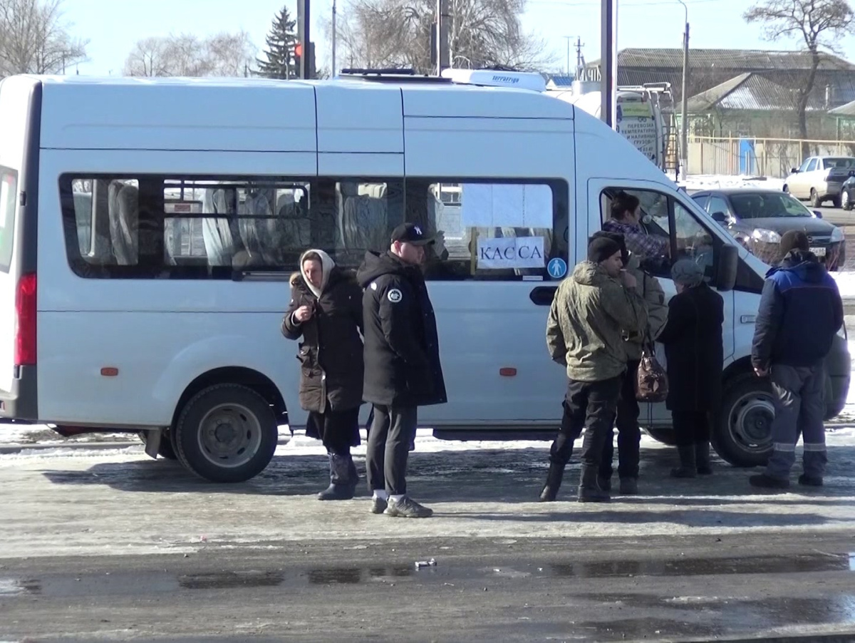 Сгоревшую автостанцию в Новохопёрске временно заменили микроавтобусом –  Новости Воронежа и Воронежской области – Вести Воронеж