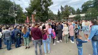 Подъезды к «Алым парусам» в Воронеже встали в мёртвой пробке из-за «Города-сада»