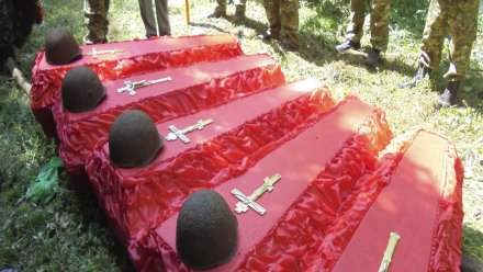 Поисковый отряд Нововоронежской АЭС перезахоронил останки 22 советских солдат