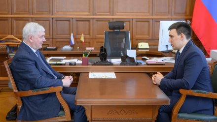 Губернатор предложил Руслану Мошурову возглавить Воронежский онкоцентр