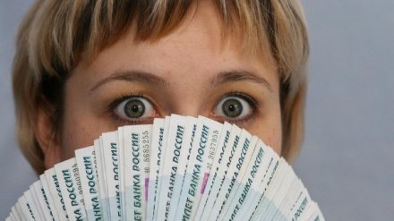 Эксперты выяснили, стоит ли ждать роста зарплат в Воронежской области