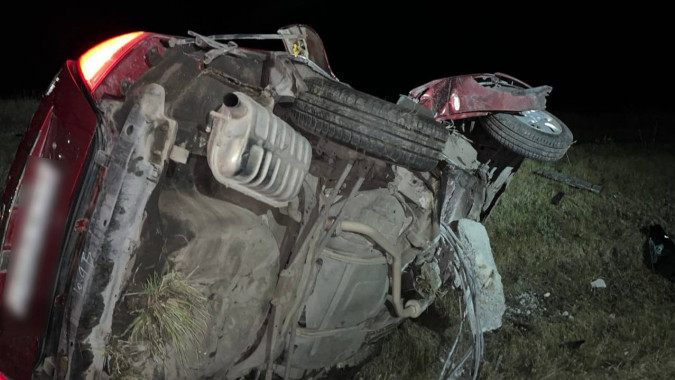 В Воронежской области водитель Kia врезался в опору ЛЭП и погиб 