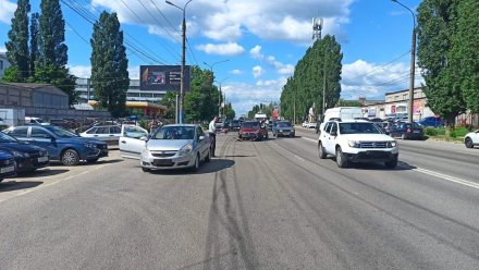 В Воронеже произошло массовое ДТП с пострадавшим