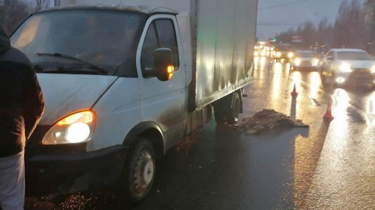 В Воронеже водитель «Газели» насмерть сбил женщину у БСМП | 18.12.2021 |  Воронеж - БезФормата