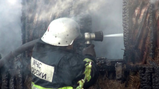 Тело мужчины нашли в сгоревшем доме в Воронежской области
