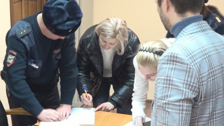 Двум замминистра ЖКХ в Воронеже продлили домашний арест до 17 августа