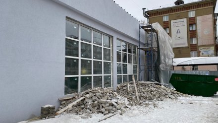 Воронежцев возмутили пластиковые окна и штукатурка-шуба на обновлённом Доме архитектора 