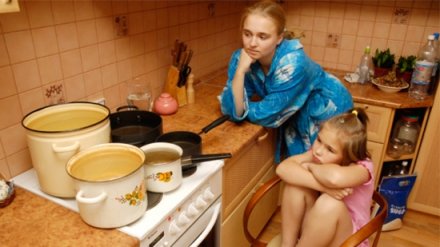 В воронежской многоэтажке на год отключили горячую воду