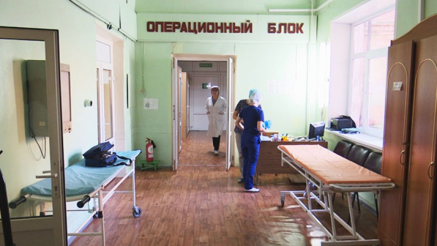 Воронежские врачи борются за жизнь матери, выбросившей в мусорку новорождённую дочь