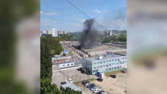 Пожарные предотвратили взрыв в гаражном кооперативе в Воронеже