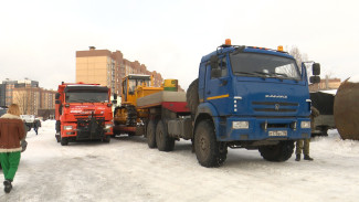 Воронежские власти отправили в ЛНР коммунальную технику