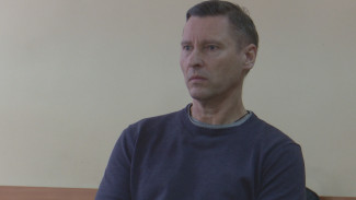 История о живущем в аварийном доме инвалиде дошла до суда под Воронежем