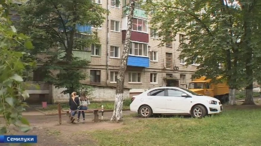 Под Воронежем вынесли приговор игроману, ранившему ножом двух девушек