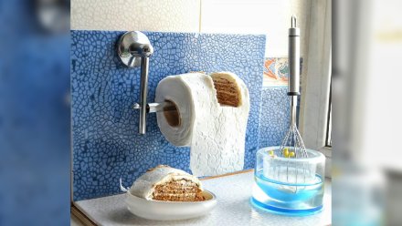 Кондитеры Воронежа вдохновились коронавирусом и начали печь торты в виде туалетной бумаги