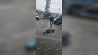 Воронежцы сообщили о сбитом пешеходе возле Юго-Западного рынка