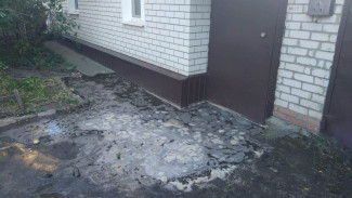 В Воронеже из-за коммунальной аварии затопило дом пенсионеров-инвалидов