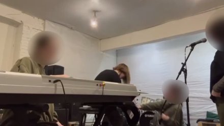 В Воронеже владелица студии обвинила в клевете семью гитариста после ЧП с ударом тока