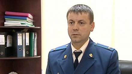 В Воронеже арестовали экс-прокурора, который взял у клиента полмиллиона