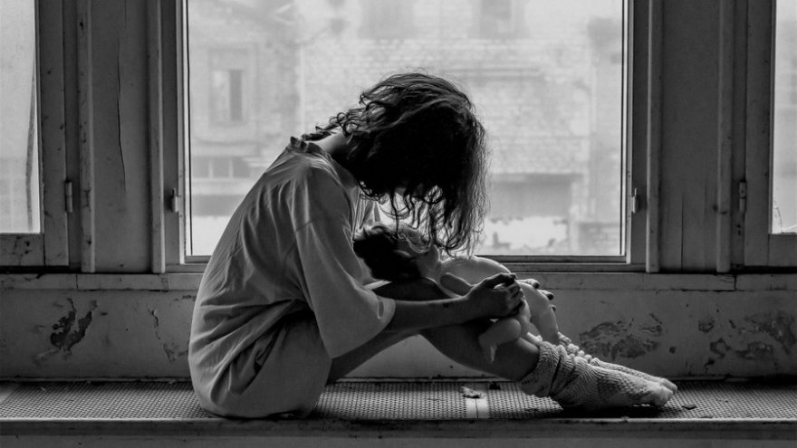 В Воронеже 19-летнюю девушку изнасиловали трое парней