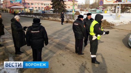 В Воронеже из-за угрозы взрыва к Центральному автовокзалу съехались спецслужбы