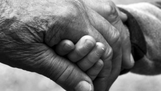 Бабушка похитила внучку из Воронежа и вывезла в Грецию