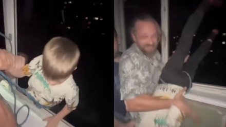 Воронежская полиция подключилась к проверке видео с опасным спуском ребёнка из окна