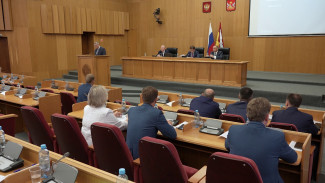 Воронежским бюджетникам поднимут зарплату на 15%