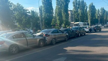 Врачи рассказали о состоянии пострадавшего в массовом ДТП в Воронеже малыша