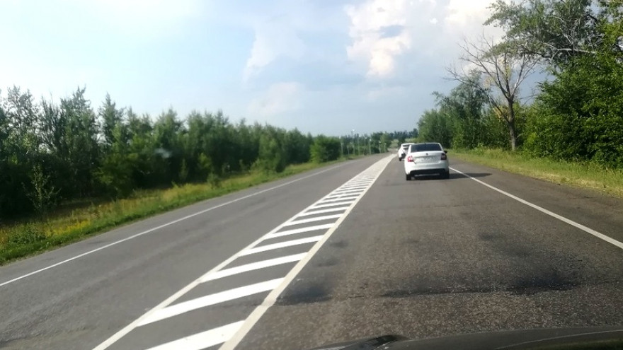 Водители пожаловались на 40-километровую «сплошную» на воронежской трассе