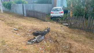 Два человека попали в больницу после столкновения Mitsubishi и Audi в Воронежской области